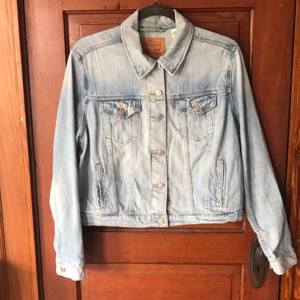 Levi’s Women’s Denim Jacket